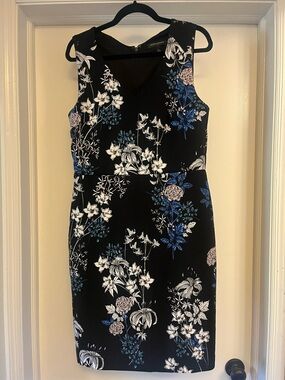 Banana Republic - Floral Ponte V-Neck Sheath Dress - size 6 or 10 - black/multi
